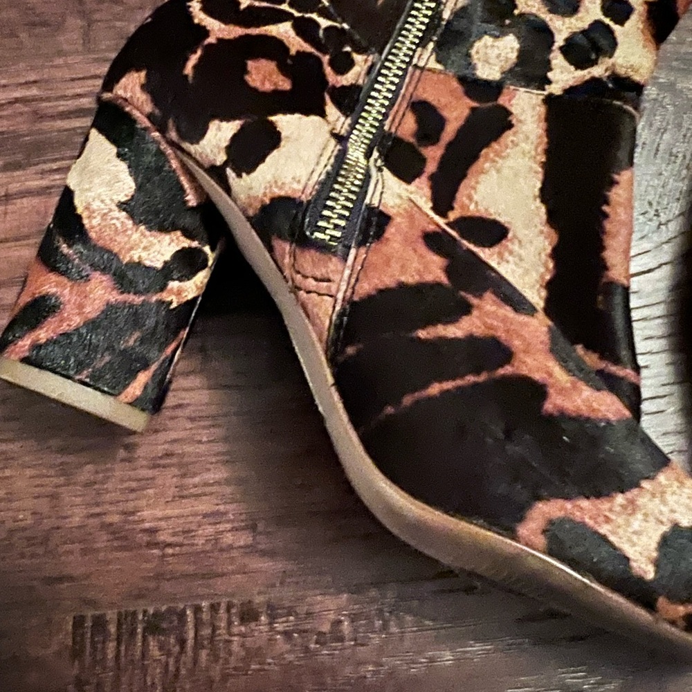 Louise Et Cie Zenia Genuine Calf Hair Knee High Leopard Print Block Heel Boots 7 - Picture 10 of 15